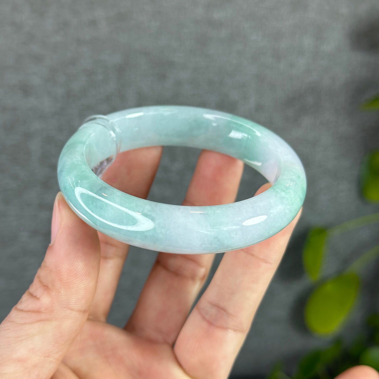 Semi Translucent Light Green Natural Jadete Jade Bangle Leaf Style Size 55 mm