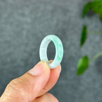 Natural Light Apple Green Ivory White Jadeite Jade Semi Translucent Ring Size 1.8