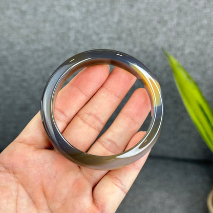 Natural Agate Bangle Leaf Style Size 59.6 mm with Certificate