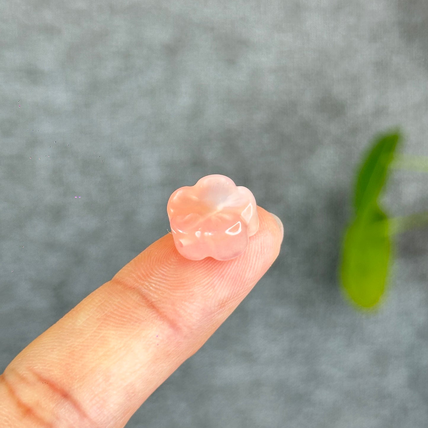 Natural Yuanyuan Pink Agate Apricot Flower Hanging Accessory