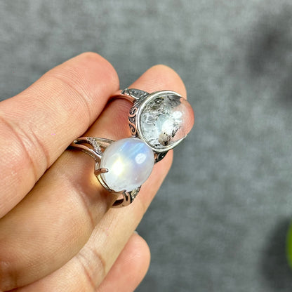 Oval Moonstone Ring Freesize In Silver Setting