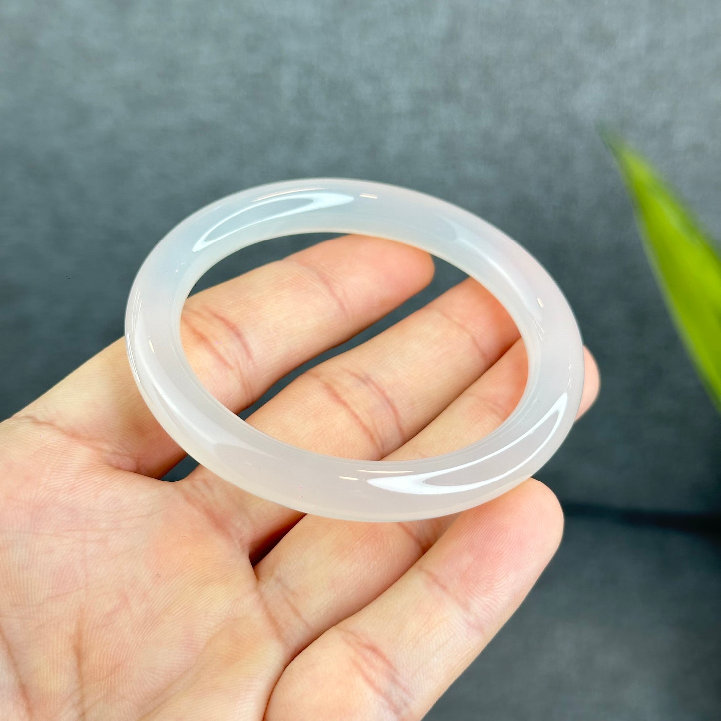 Bracelet Lotus Calcédoine Style Baguette Taille 53 mm