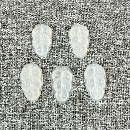 Natural White Agate Leaf Hanging Accessory(Random Color Based on Availability)