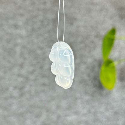 Natural White Agate Leaf Hanging Accessory(Random Color Based on Availability)