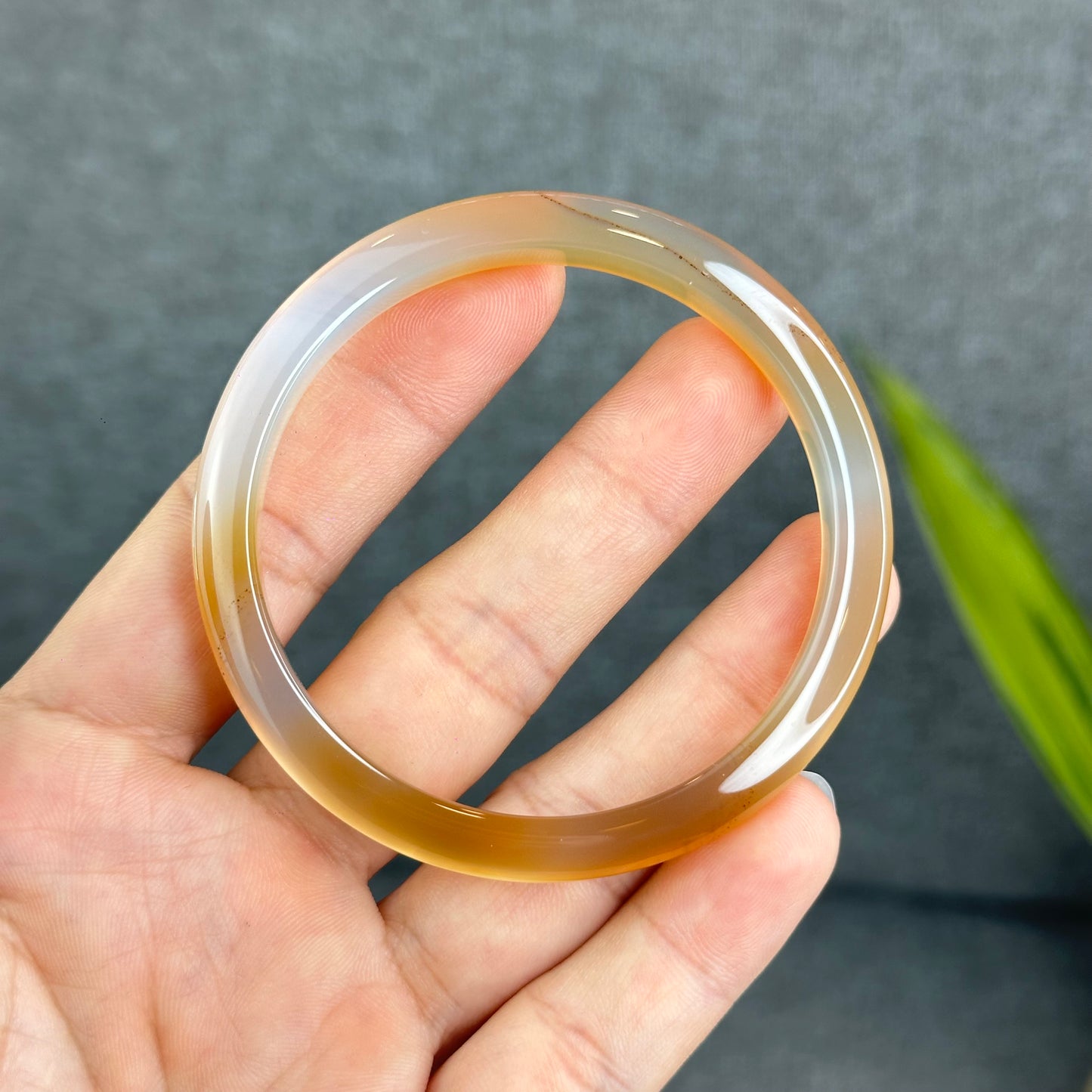 Natural Agate Bangle Leaf Style Size 58 mm with Certificate