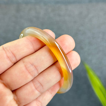 Natural Agate Bangle Leaf Style Size 58 mm with Certificate
