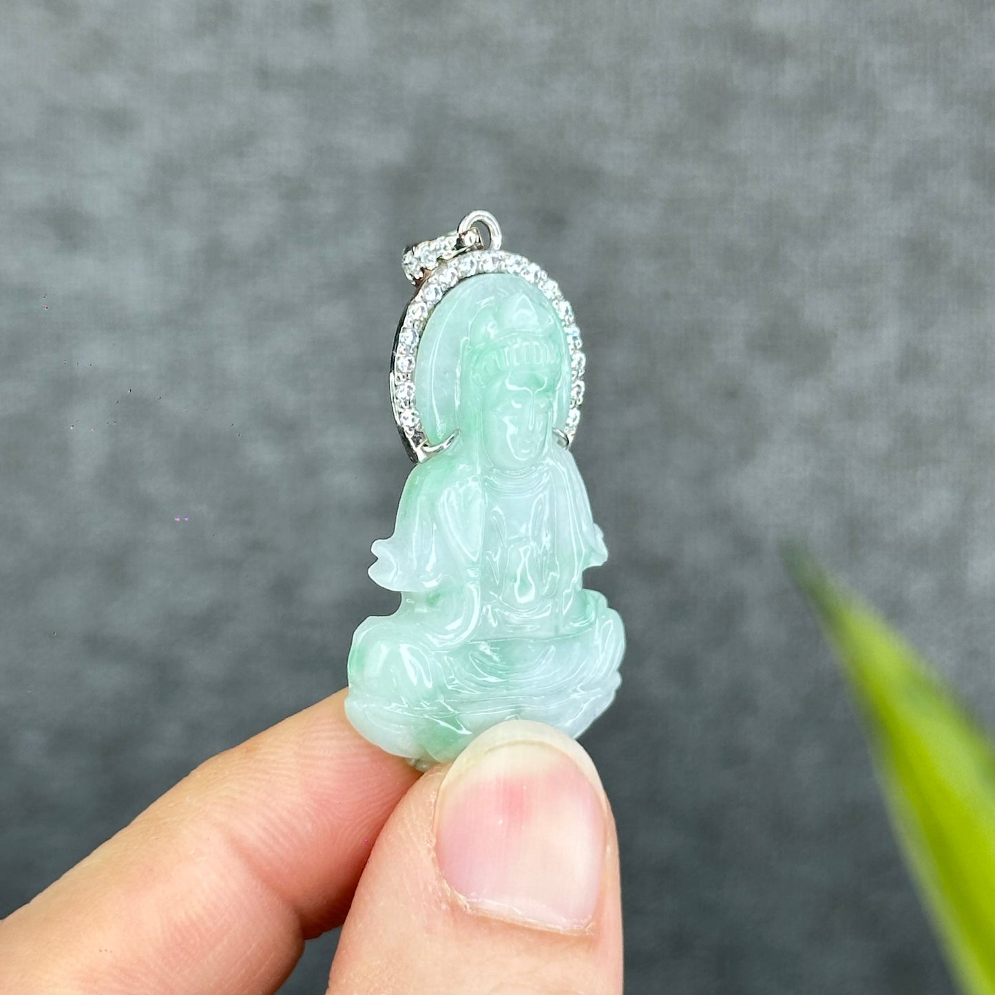 Natural Jadeite Jade Quan Yin Buddha Pendant with 10k White Gold Setting