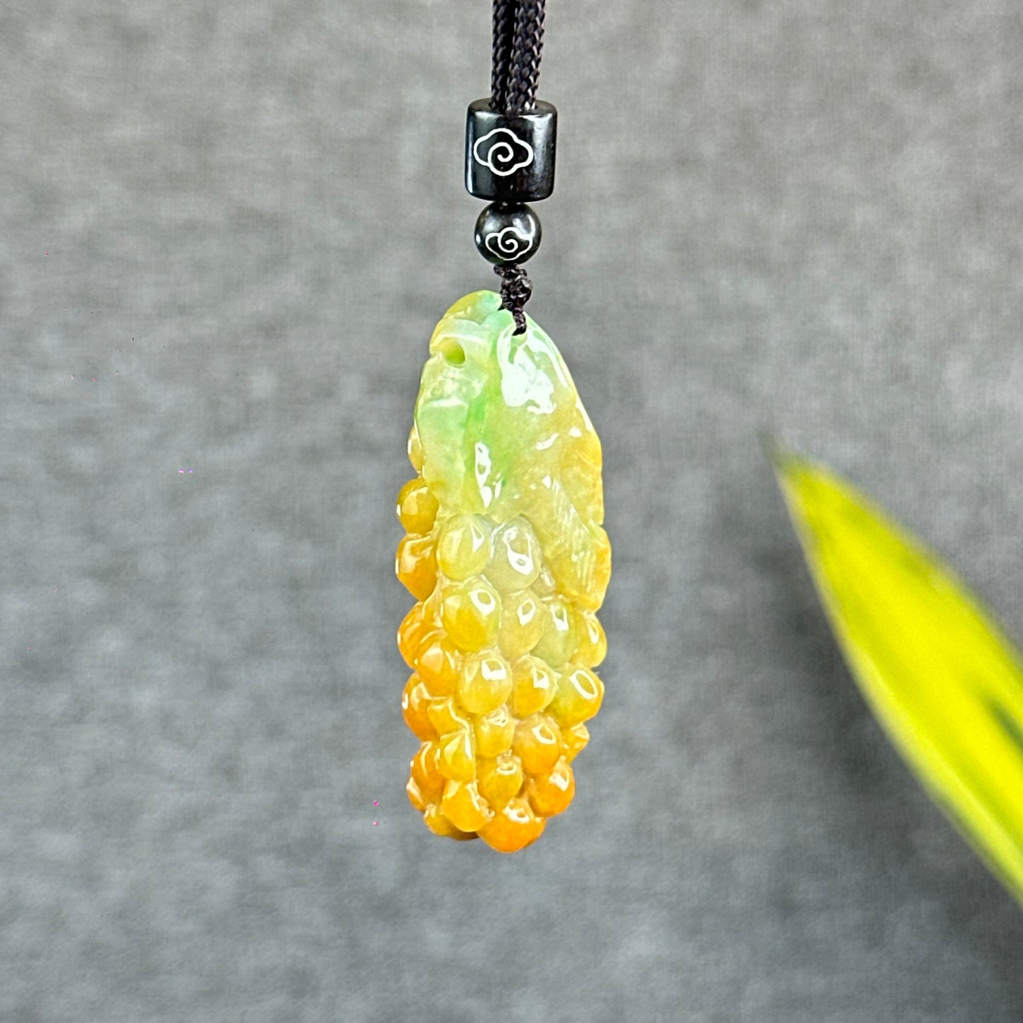 Orange Mixed Green Jadeite Jade Grape Carving Pendant