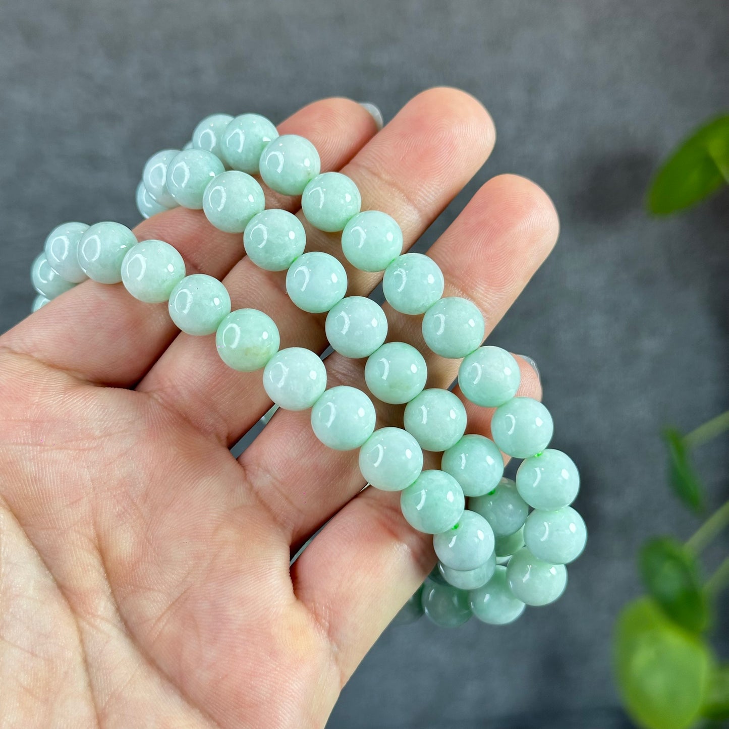 Light Green Natural Jadeite Jade Necklace Size 9.5 mm