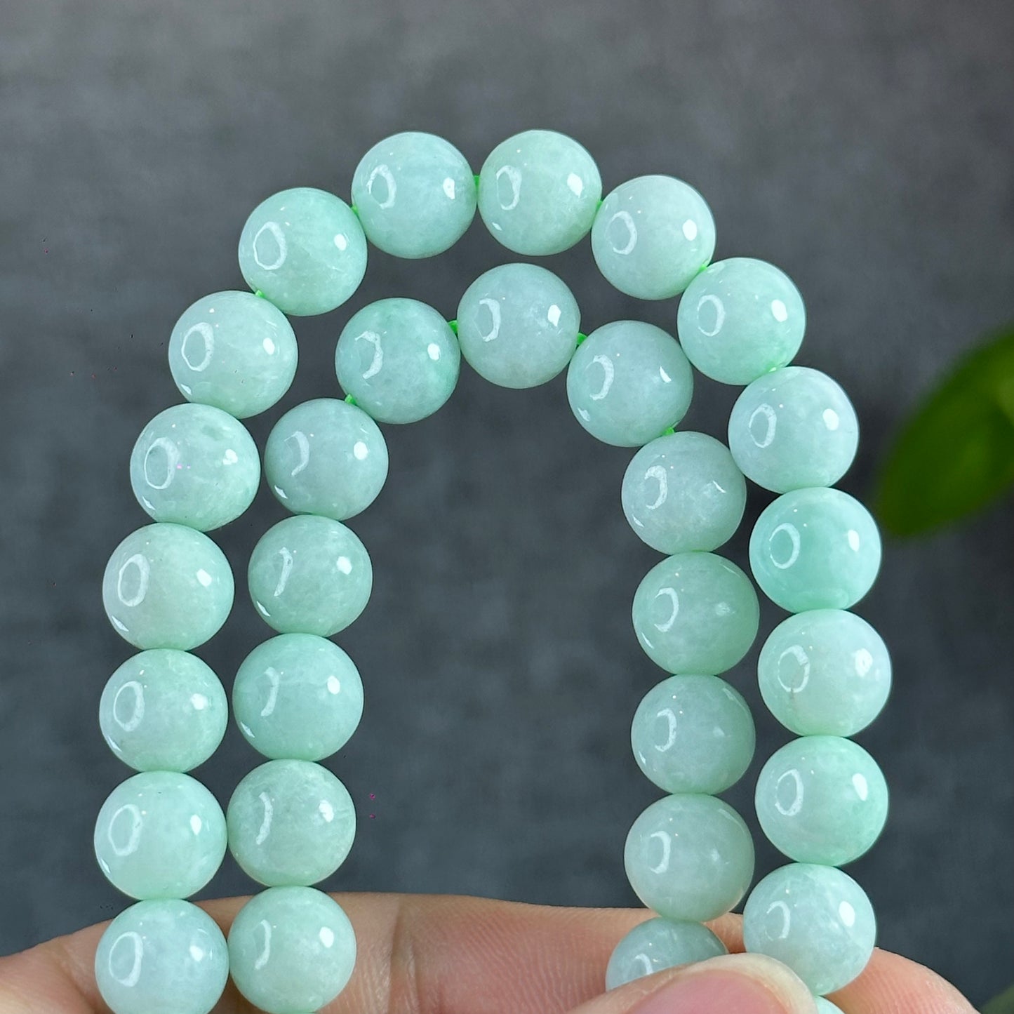 Light Green Natural Jadeite Jade Necklace Size 9.5 mm