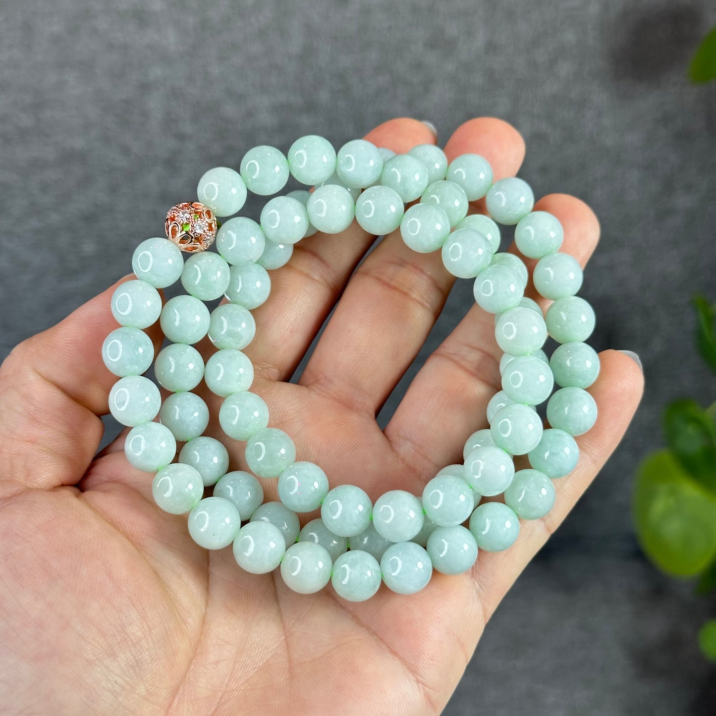 Natural Light Green Jadeite Jade Necklace Size 9.5 mm