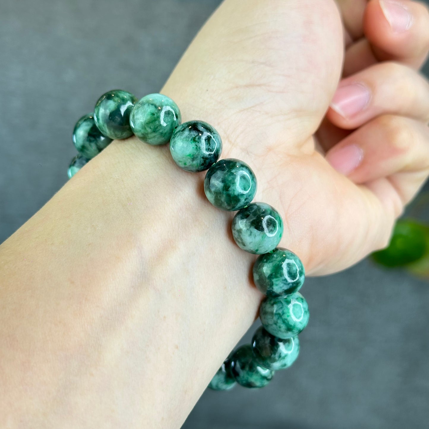 Natural Apple Green Son Thuy Jadeite Jade Bracelet Size 12.5-13 mm