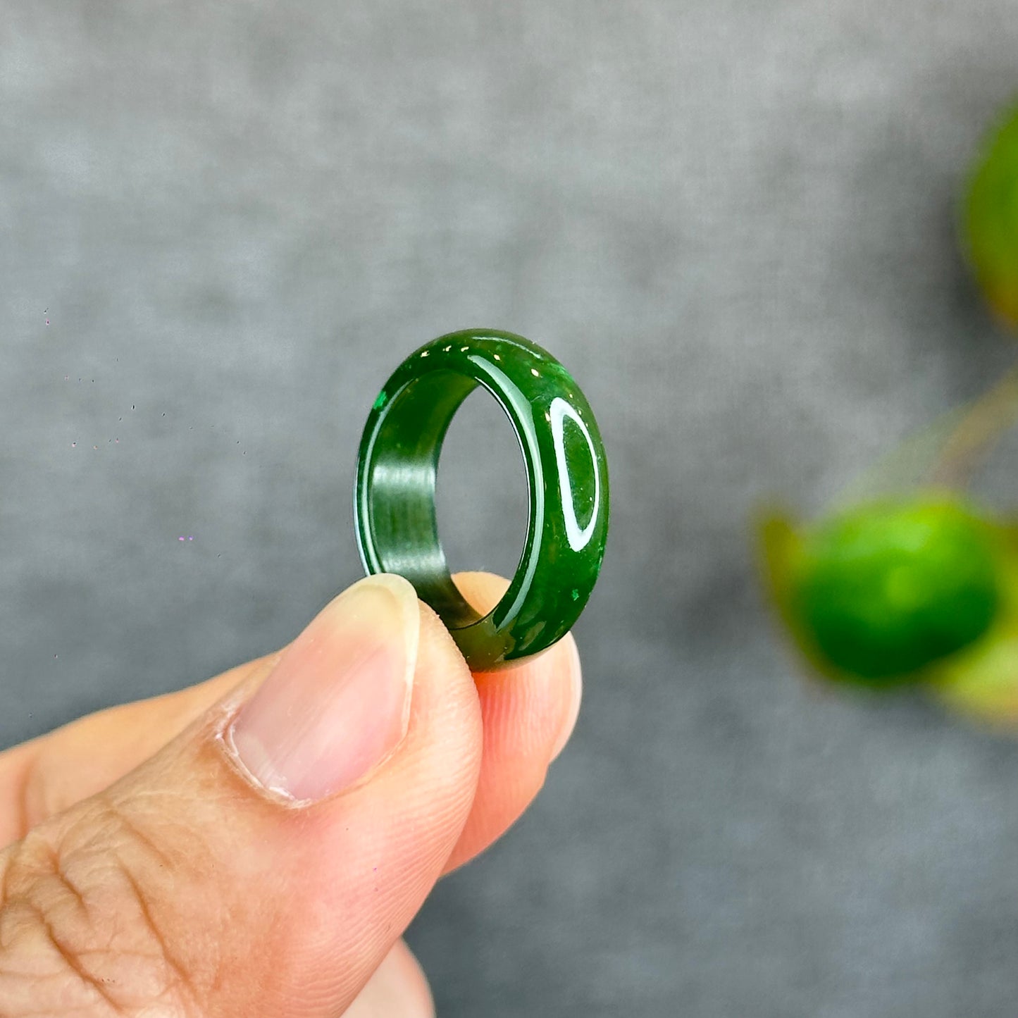 Natural Floating Flower Nephrite Jade VIP Ring Leaf Style Size 1.5
