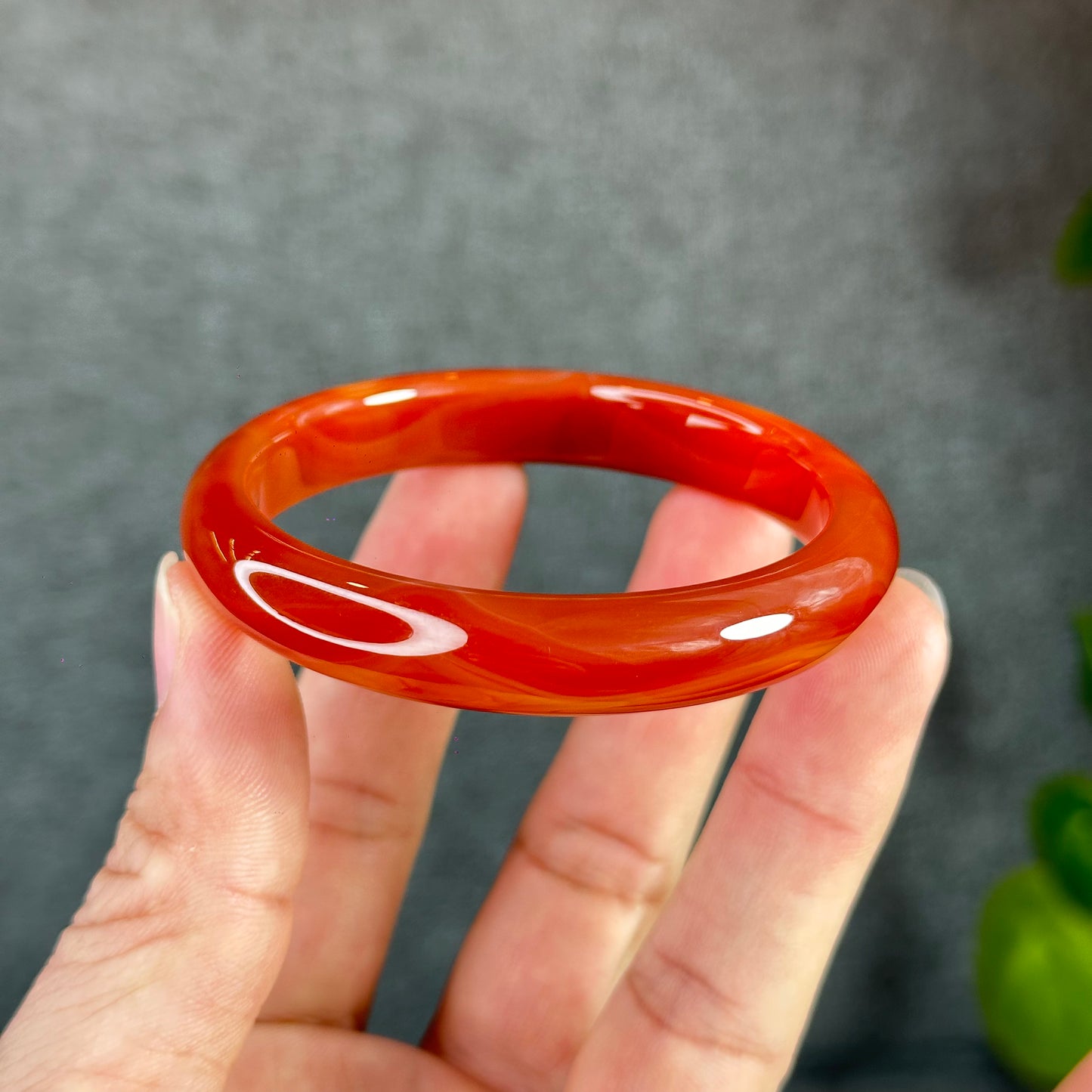 Red Agate Banle Leaf Style Size 55 mm
