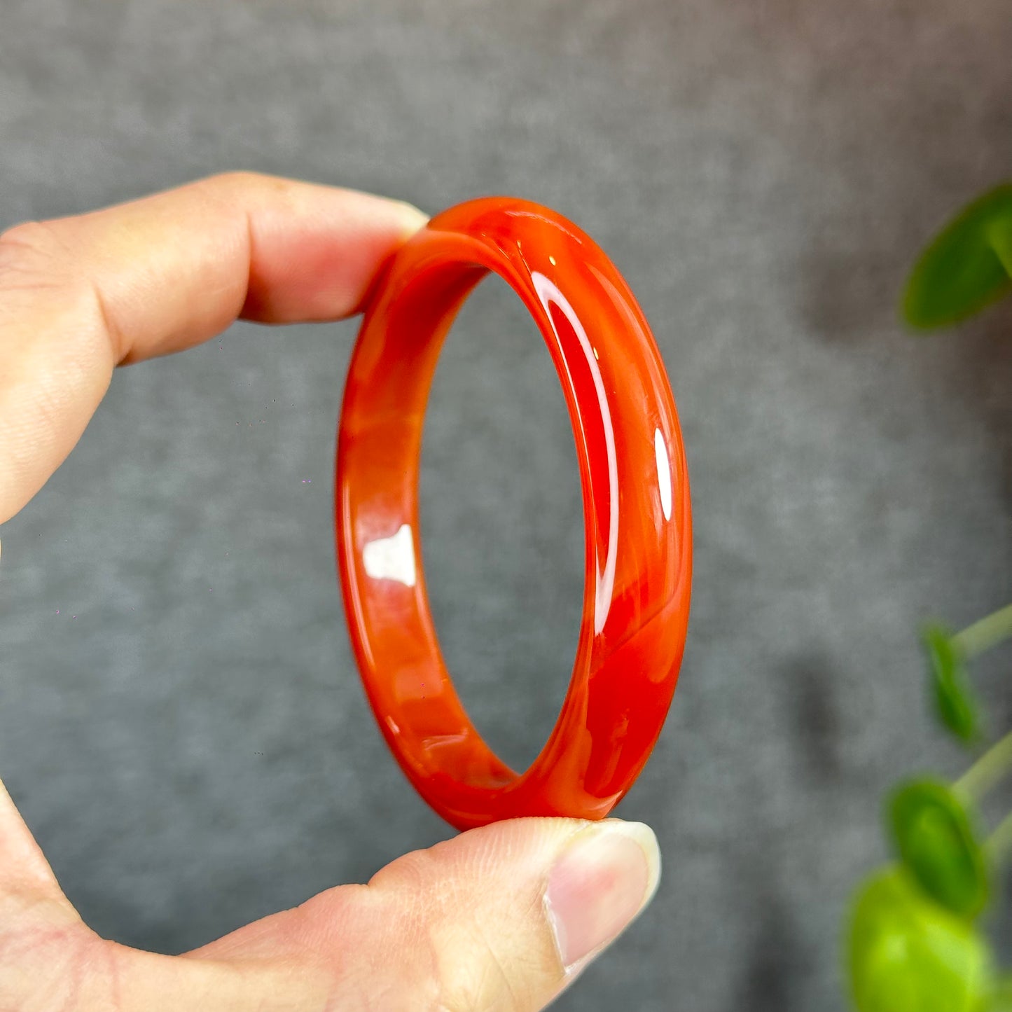 Red Agate Banle Leaf Style Size 55 mm