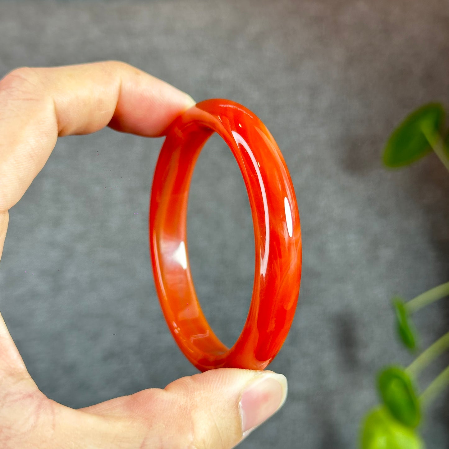 Red Agate Banle Leaf Style Size 55 mm
