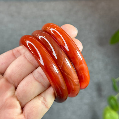 Red Agate Banle Leaf Style Size 55 mm