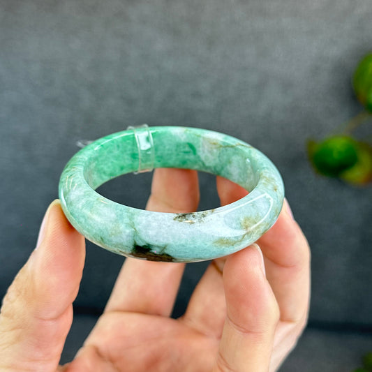 Son Thuy Light Green Natural Jadeite Jade Bangle Leaf Style Size 49 mm