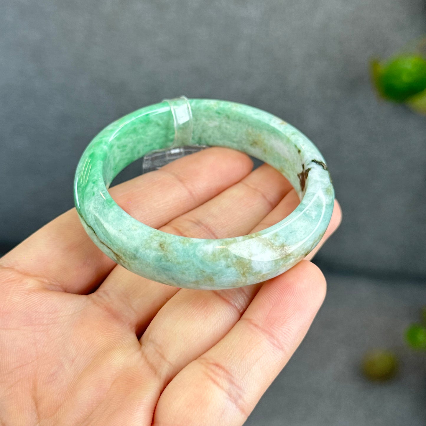 Son Thuy Light Green Natural Jadeite Jade Bangle Leaf Style Size 49 mm
