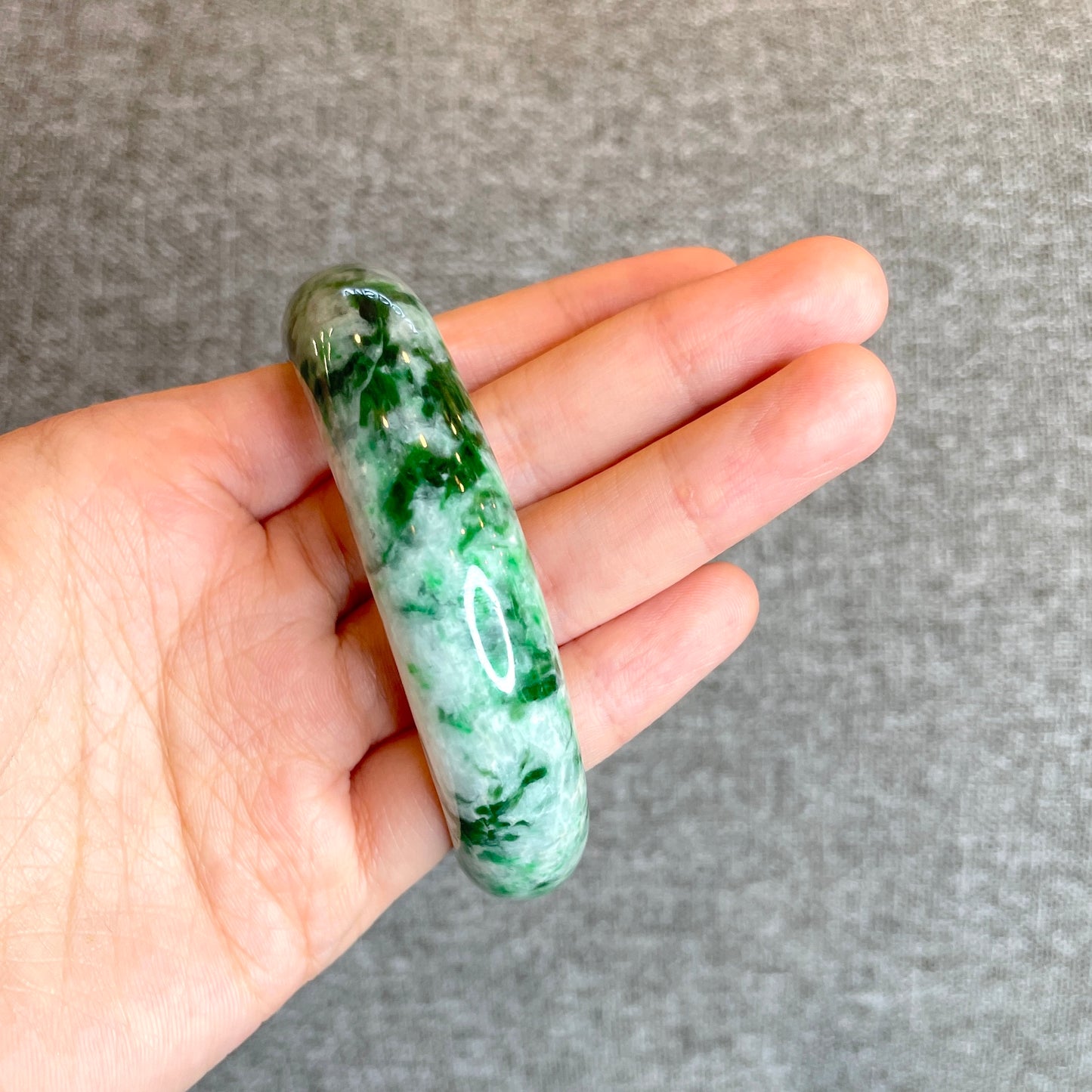 Son Thuy Jadeite Jade Bangle Style Feuille Taille 62,02 mm