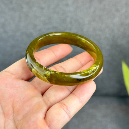 Natural Serpentine Bangle Leaf Style Size 57 mm