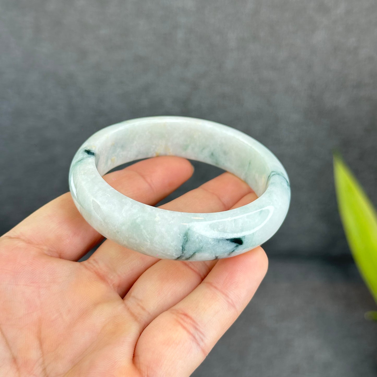 Bracelet en jade de jadéite verte florale Style feuille Taille 55,6 mm