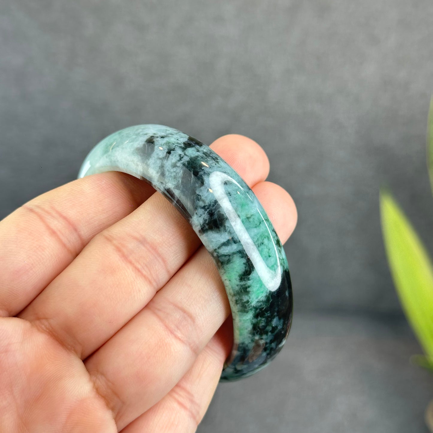 Bracelet Jadeite Jade Style Feuille Taille 58 mm