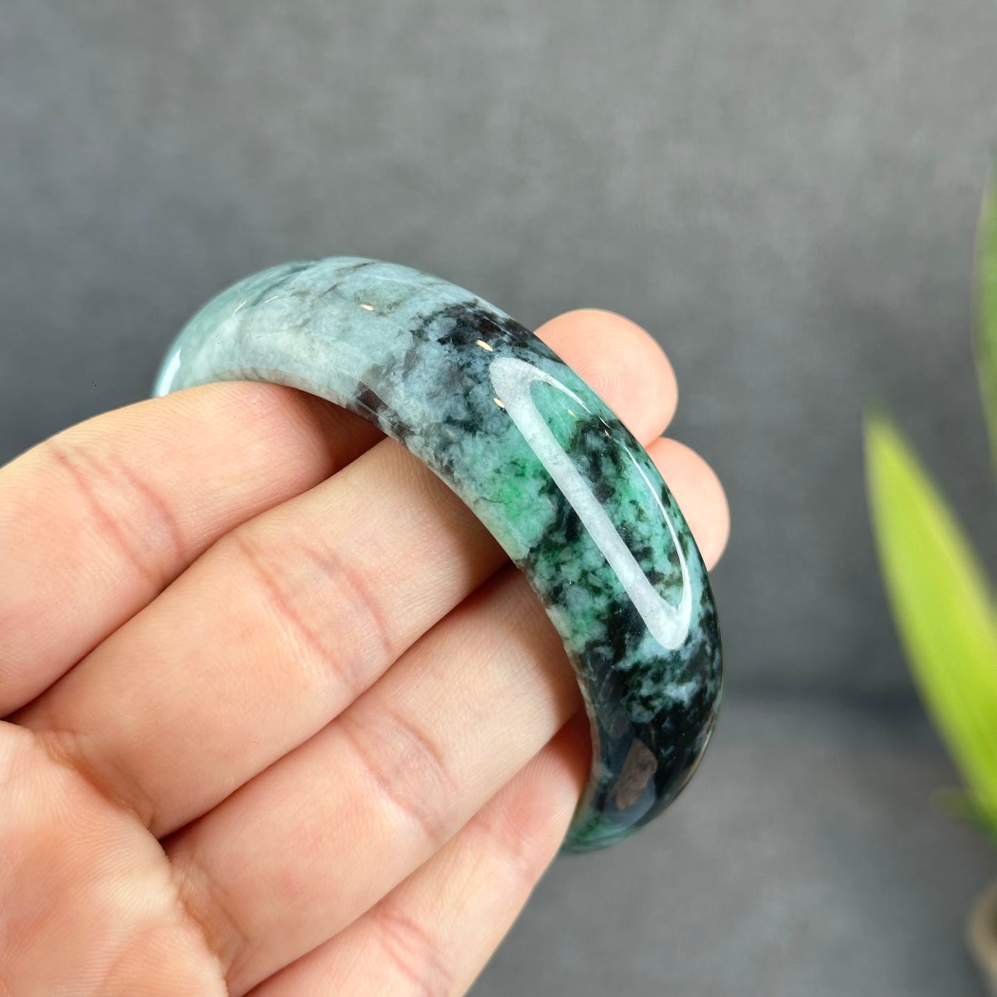 Bracelet Jadeite Jade Style Feuille Taille 58 mm