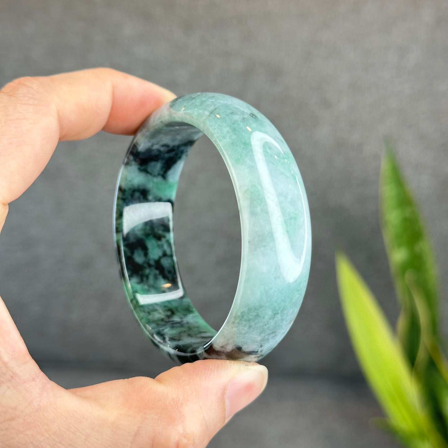 Bracelet Jadeite Jade Style Feuille Taille 58 mm