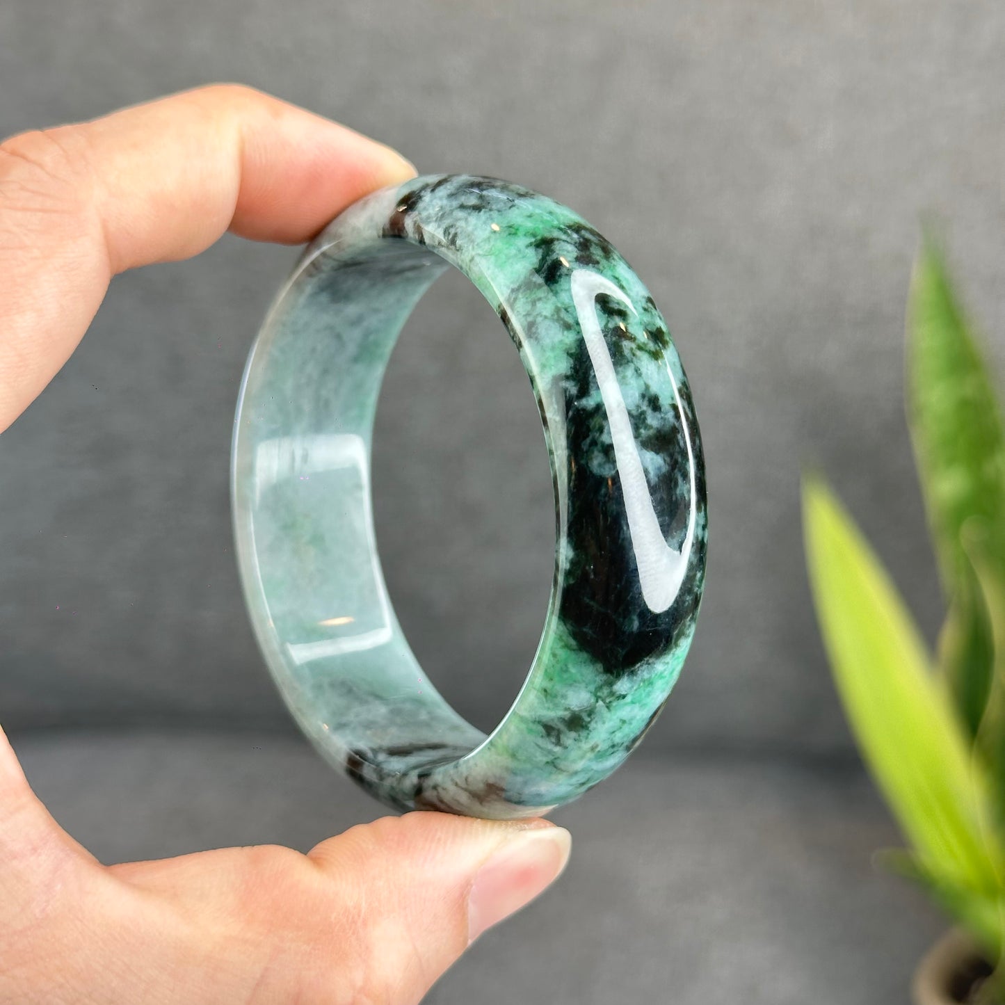 Bracelet Jadeite Jade Style Feuille Taille 58 mm