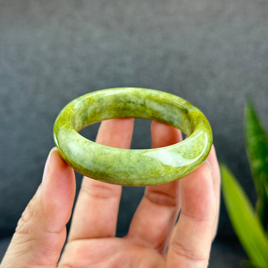 Natural Serpentine Bangle Leaf Style Size 50 mm