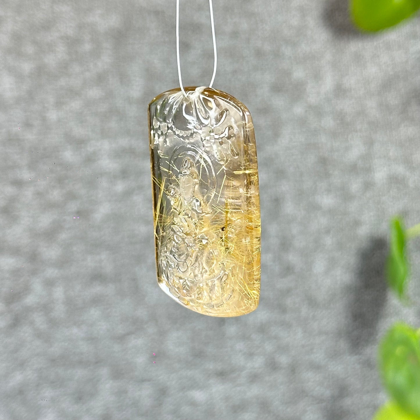 Pendentif en quartz rutilé naturel Bouddha de protection Dai The Chi