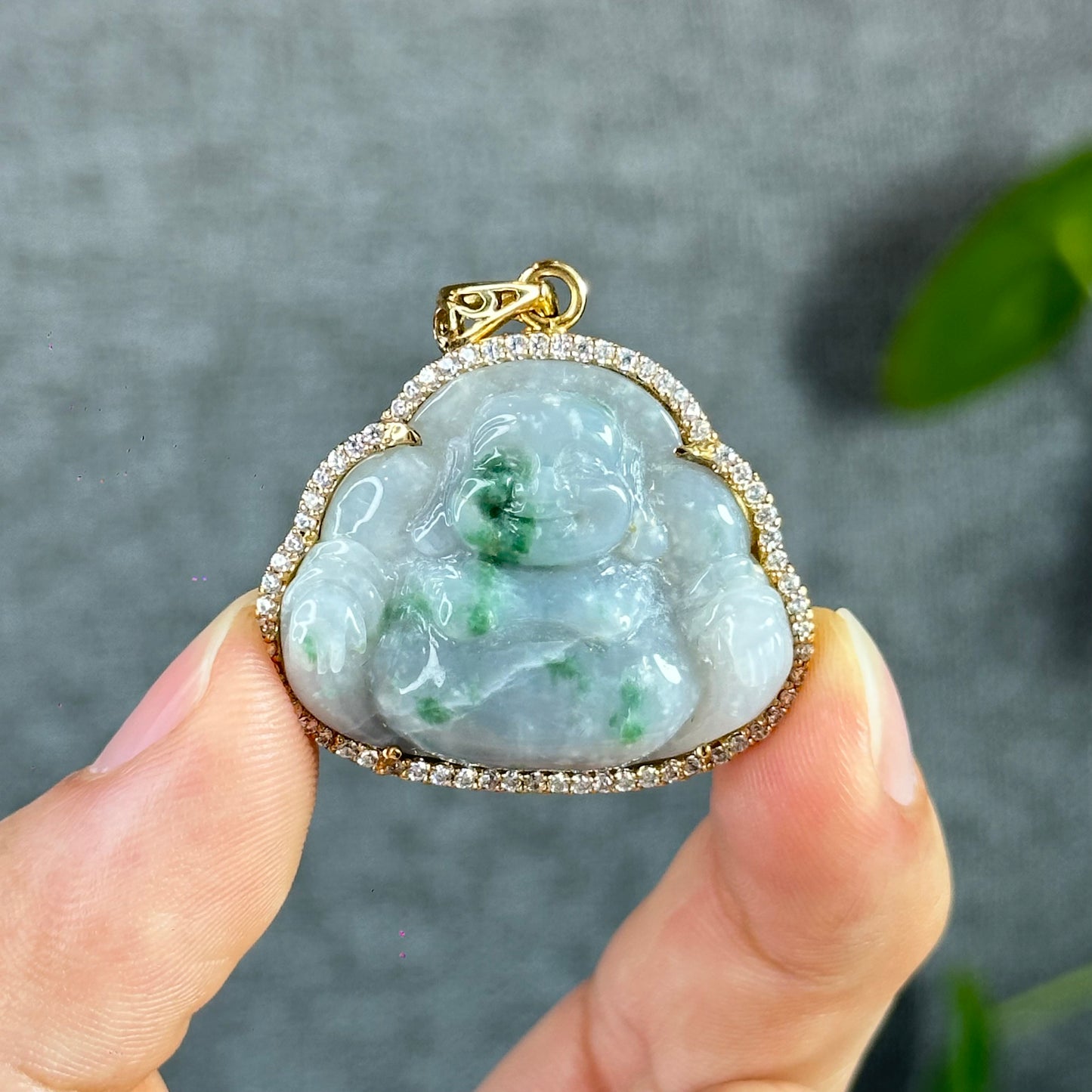 Pendentif en jade de jadéite verte impériale Happy Buddha