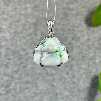 Happy Buddha Sculpture à la main en jadéite vert clair avec pendentif Bouddha en or blanc 10 carats