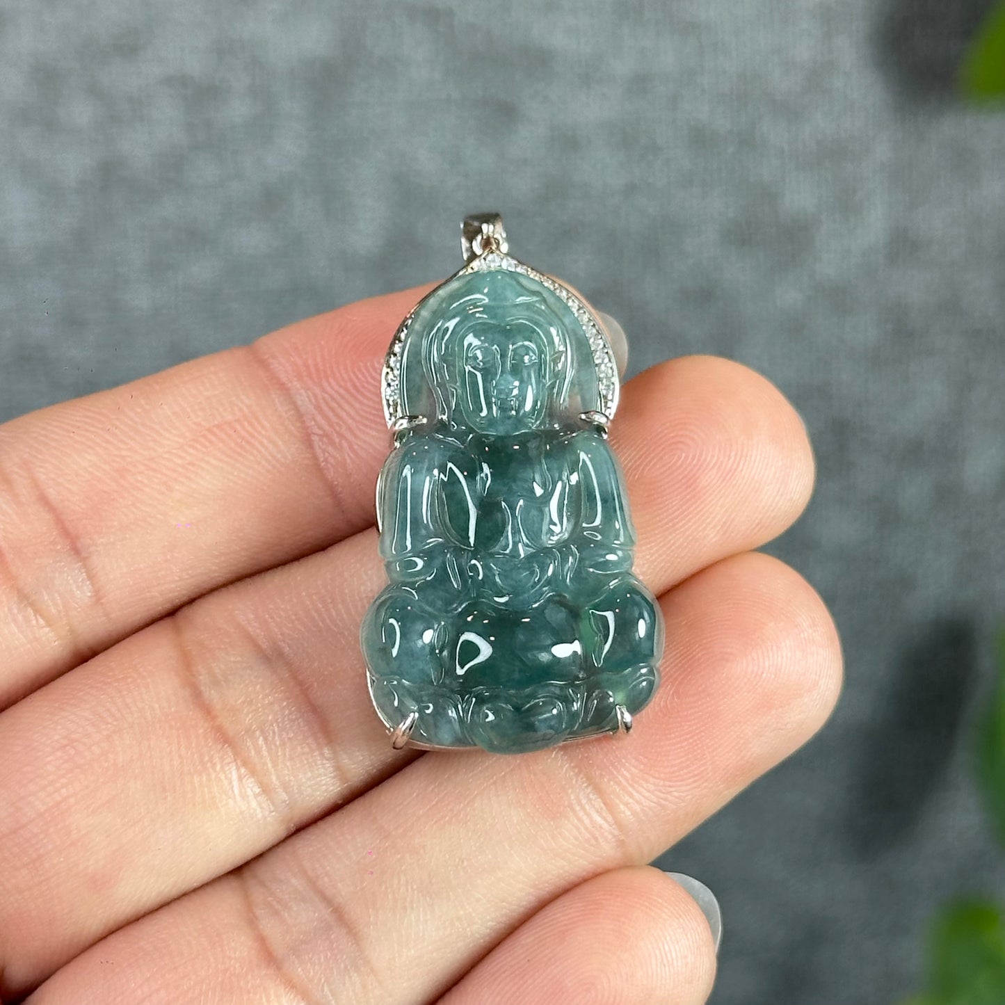 Icy Water Green Quan The Am Buddha Natural Jadeite Jade with White Stone Aura Pendant in Silver Simple setting
