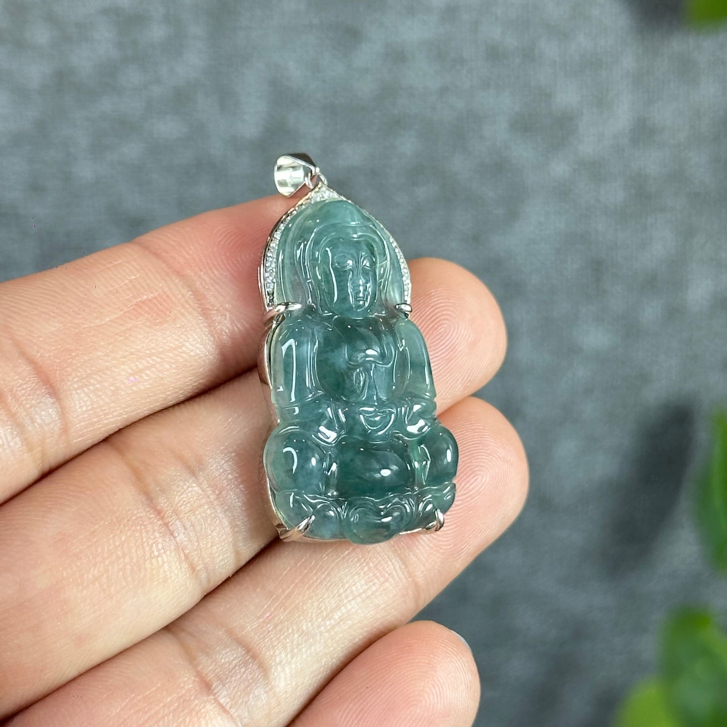 Icy Water Green Quan The Am Buddha Natural Jadeite Jade with White Stone Aura Pendant in Silver Simple setting