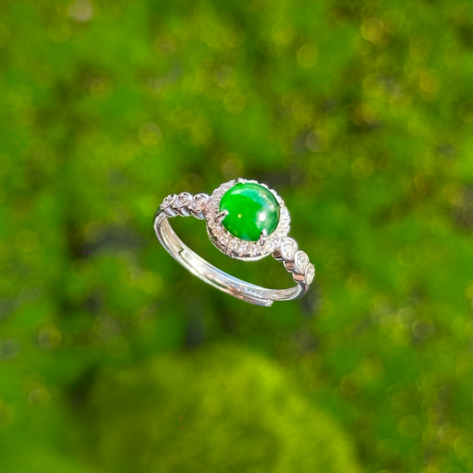 Round Halo Heart Shaped Icy Imperial Green Jadeite Jade Ring  - Natural Stone