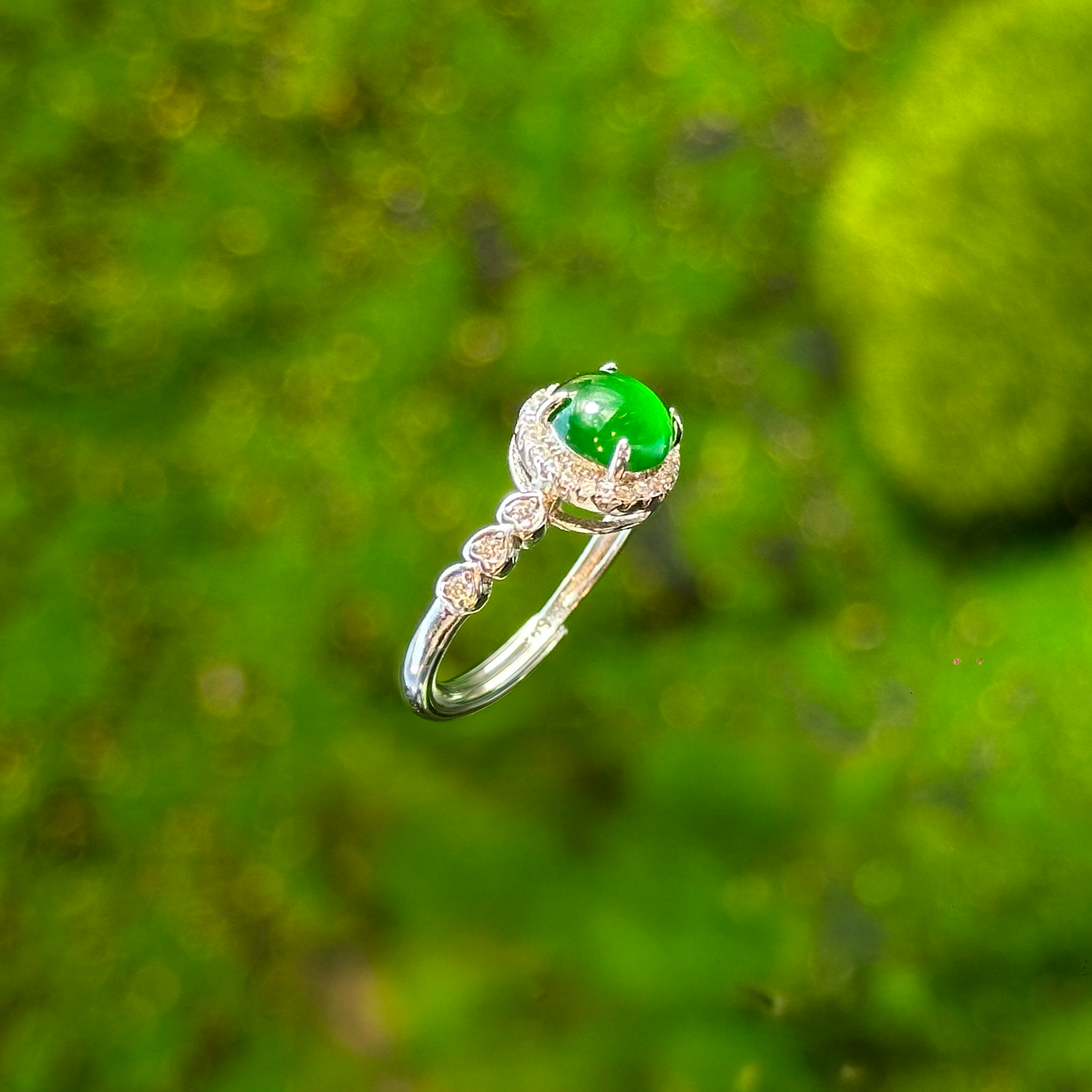 Round Halo Heart Shaped Icy Imperial Green Natural Jadeite Jade Ring Free Size in Silver 925 Setting