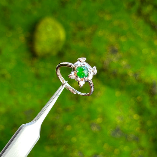 Pig Icy Imperial Green Jadeite Jade Ring Free size in Silver 925 Setting