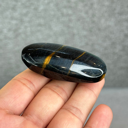 Natural Eagle Eye Palm Stone