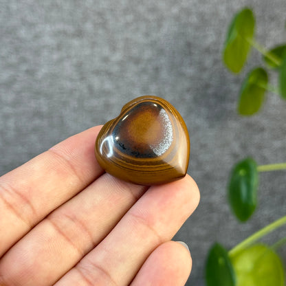 Iron Tiger Eye Heart