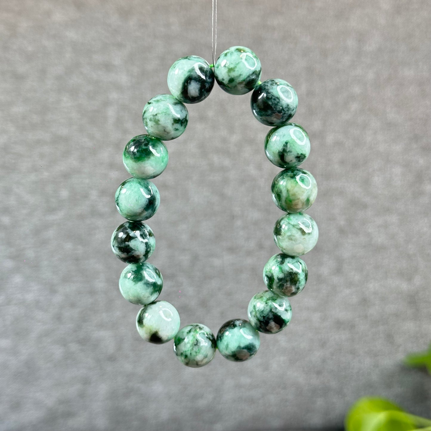 Apple Green Son Thuy Jadeite Jade Bracelet Size 12.5-13 mm