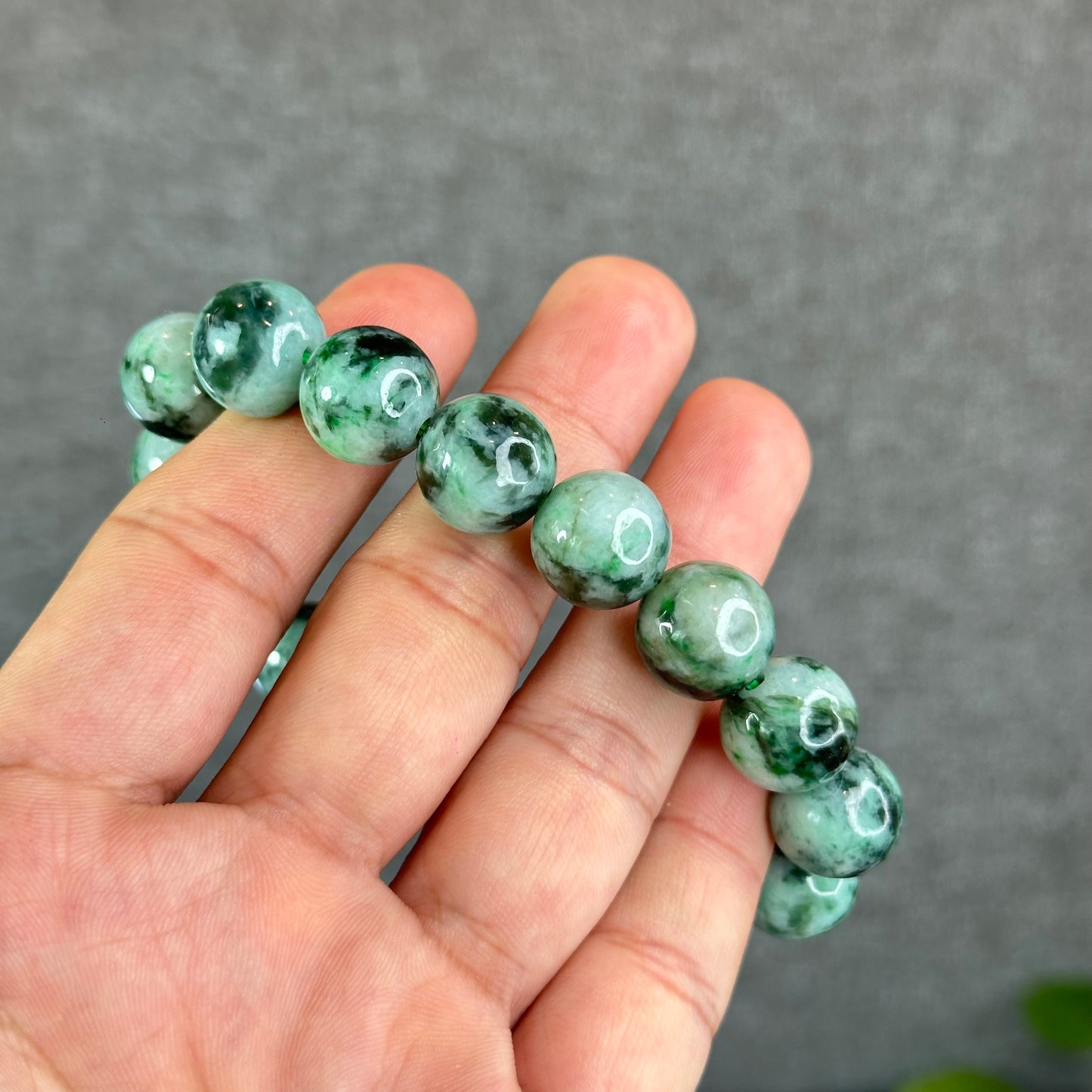 Apple Green Son Thuy Jadeite Jade Bracelet Size 12.5-13 mm