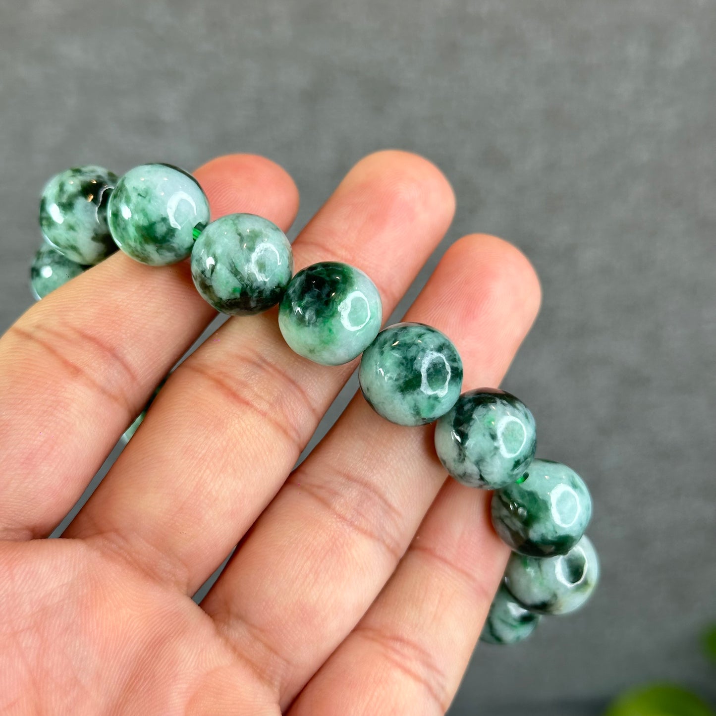 Apple Green Son Thuy Jadeite Jade Bracelet Size 12.5-13 mm