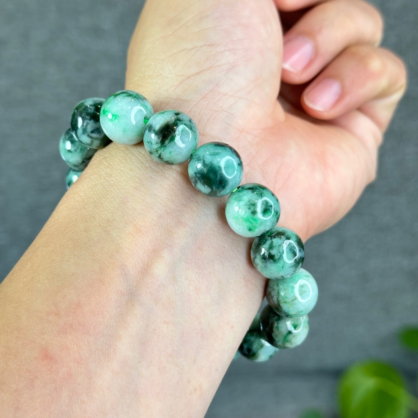 Apple Green Son Thuy Jadeite Jade Bracelet Size 12.5-13 mm