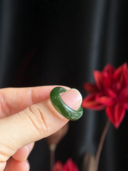 Natural Nephrite Jade Ring Leaf Style Size 1.6
