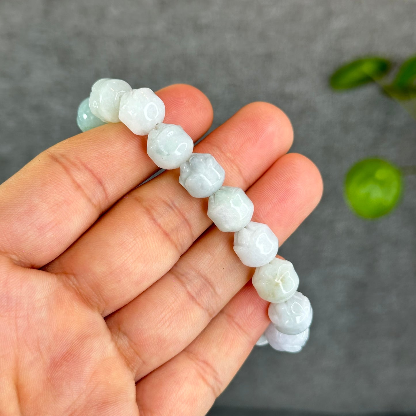 Vo Uu Jadeite Jade Flower Bracelet Size 10 mm