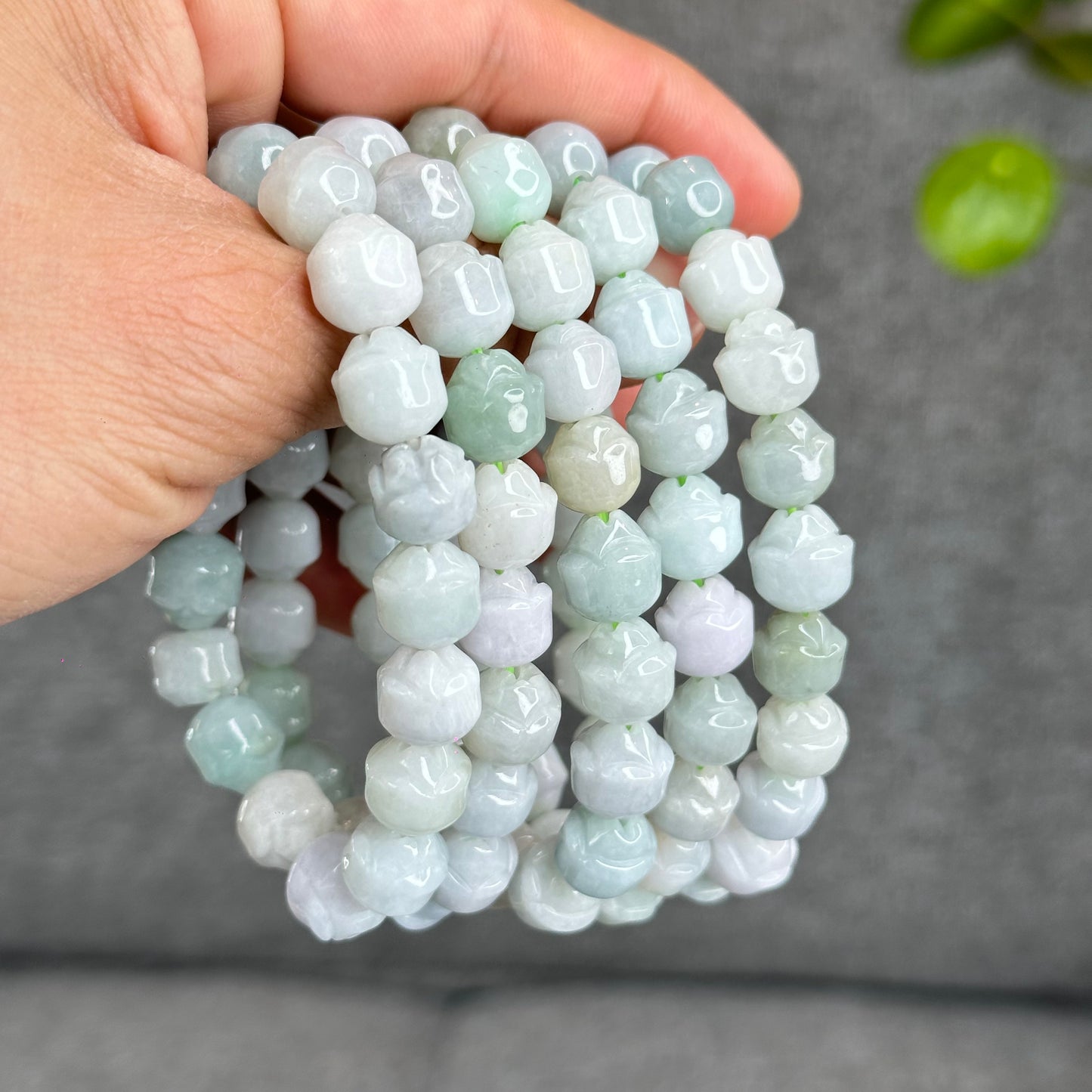 Vo Uu Jadeite Jade Flower Bracelet Size 10 mm