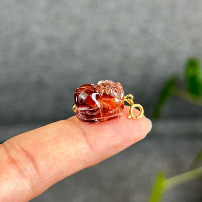 Natural Fire Quartz Pixiu Charm with Silver Gold Plated Clip
