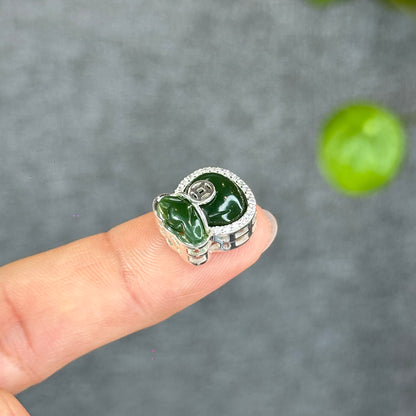 Natural Neprhtie Jade Money Bage Charm in Silver Setting